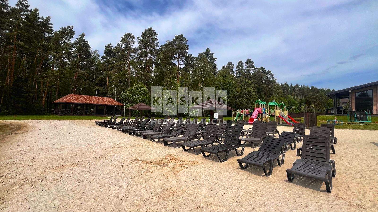 Продам земельный участок 2300 м.кв.