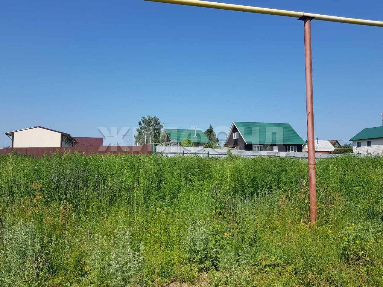 Продам земельный участок 600 м.кв.