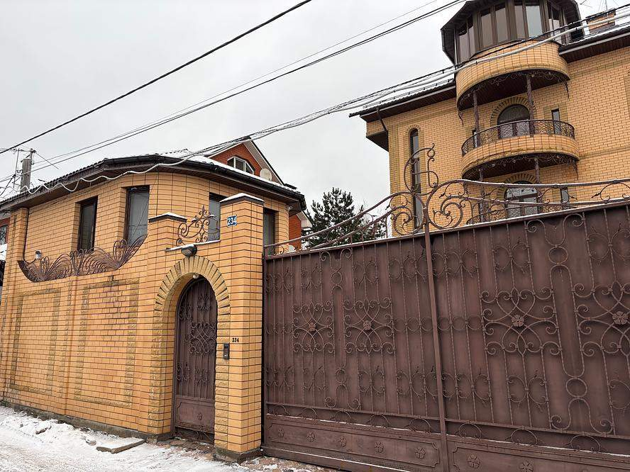 Коттедж на продажу в Москве, 9 квартал, влд234стр1 фото №1