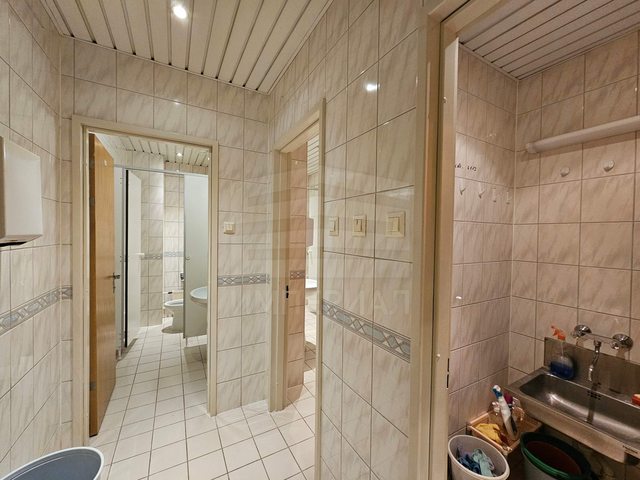 Сдам в аренду помещение свободного назначения 410.2 м.кв.