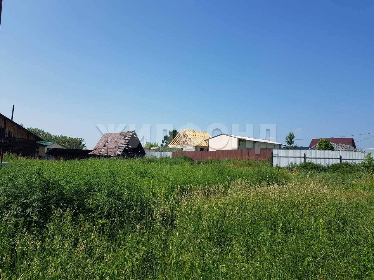Продам земельный участок 600 м.кв.