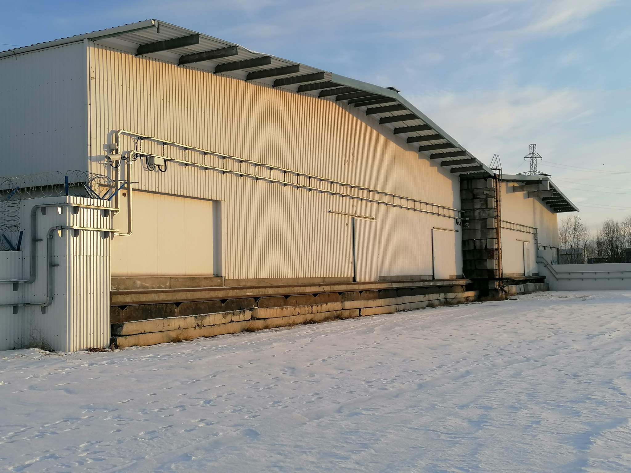 Продам помещение свободного назначения 21871 м.кв.