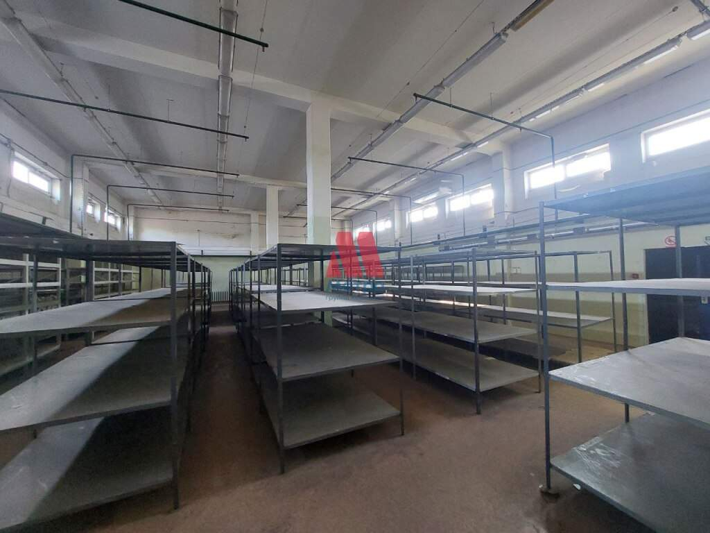 Продам помещение свободного назначения 7000 м.кв.