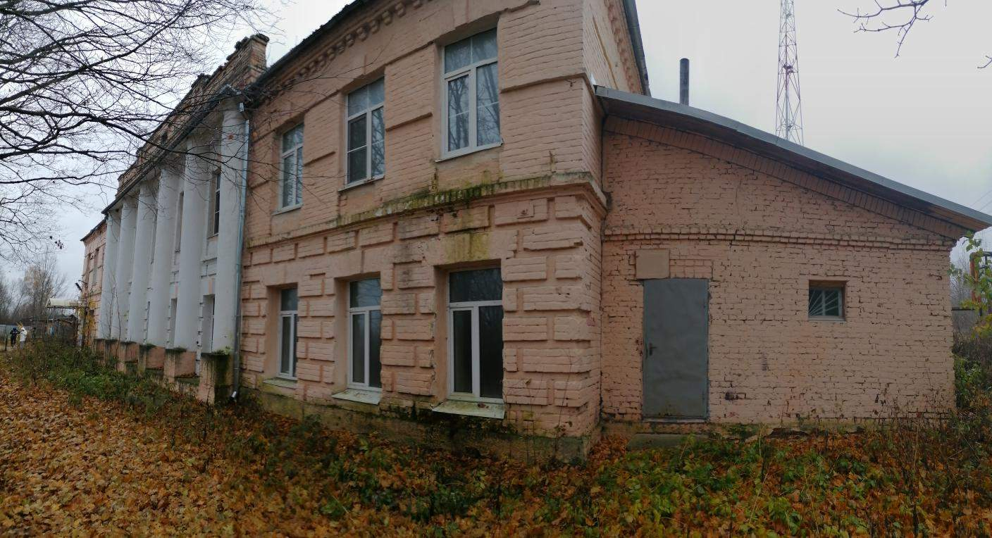 Продам торговое помещение 2071.1 м.кв.