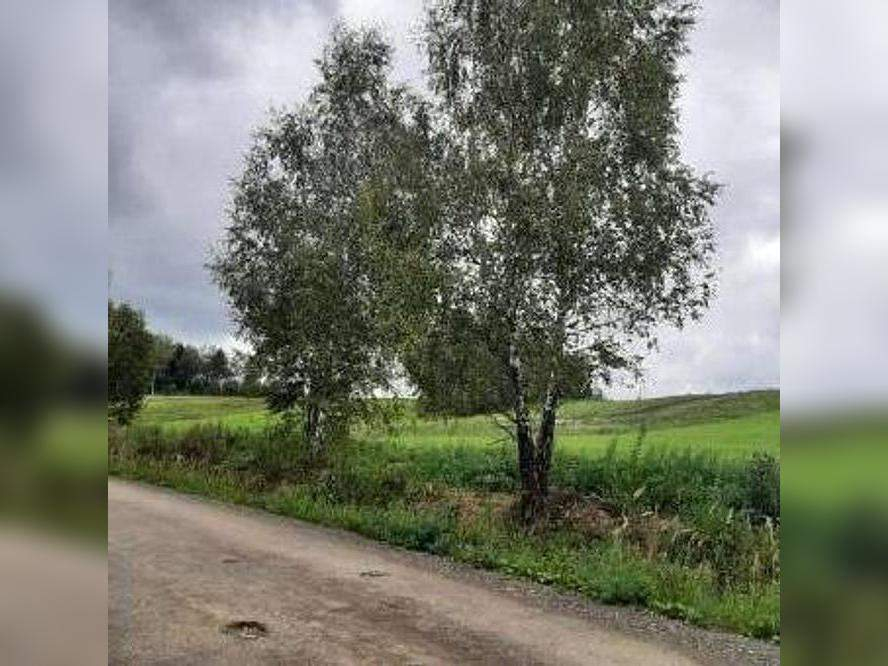 Продам земельный участок 600 м.кв.