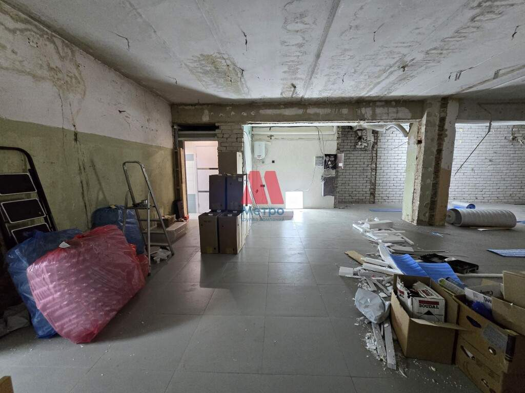 Сдам в аренду магазин 180 м.кв.