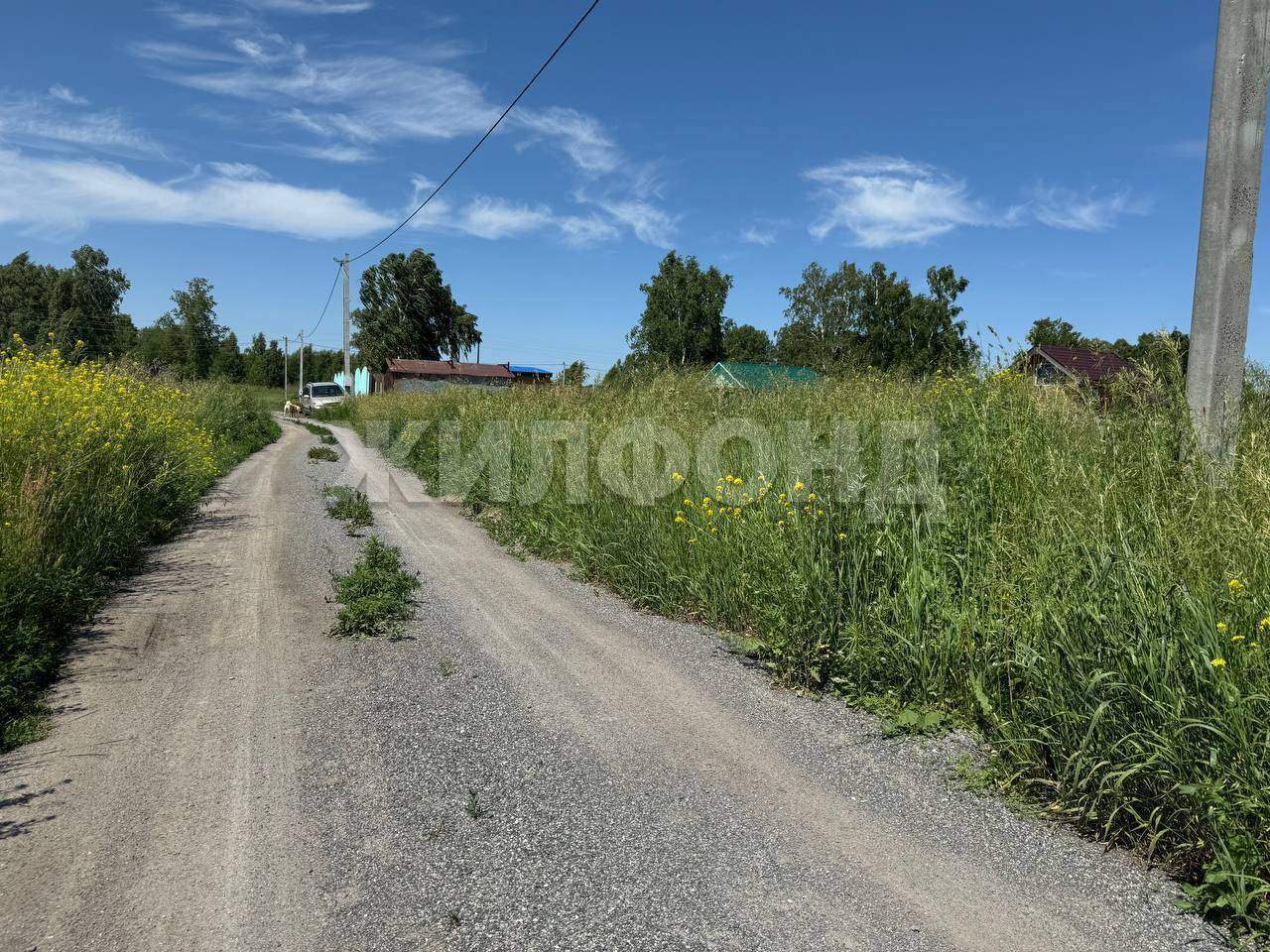 Продам земельный участок 1200 м.кв.