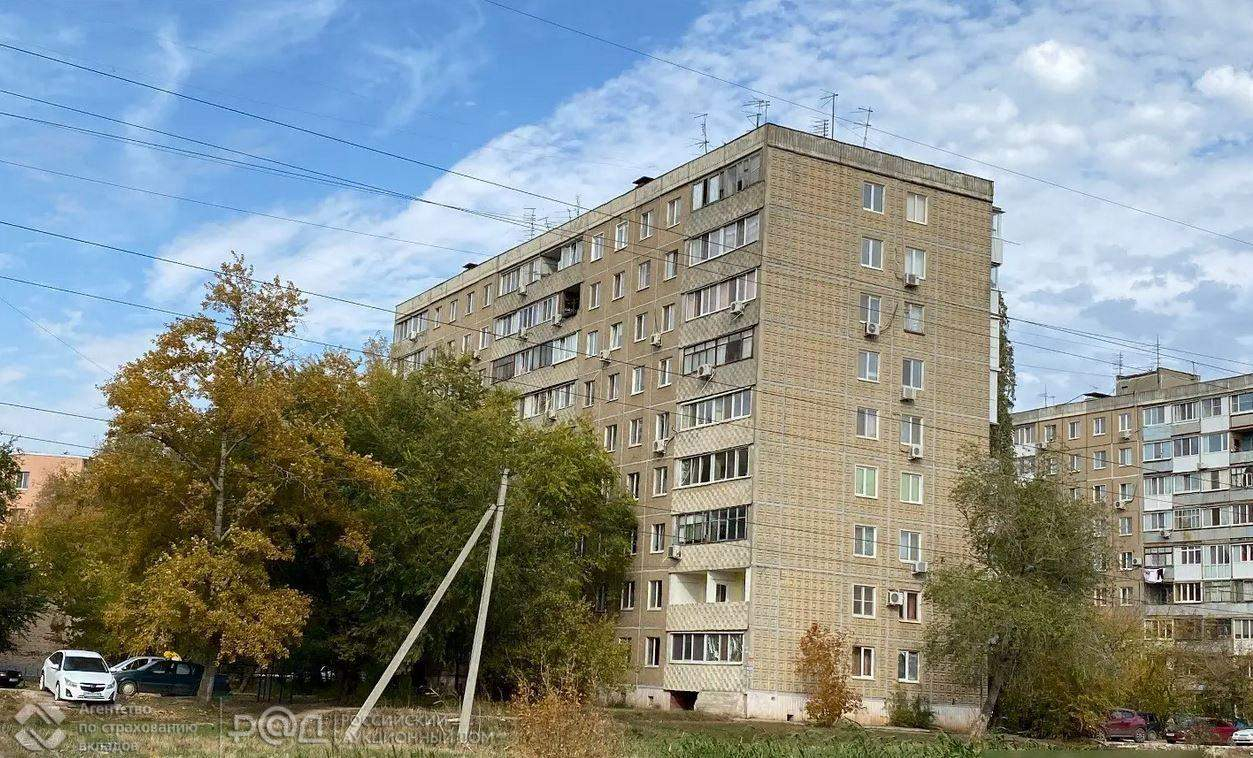 Квартира на продажу в Энгельсе, Полтавская улица, 44 фото №0