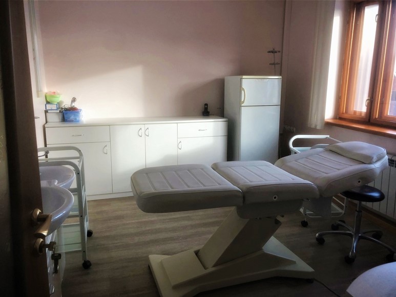 Продам торговое помещение 279 м.кв.
