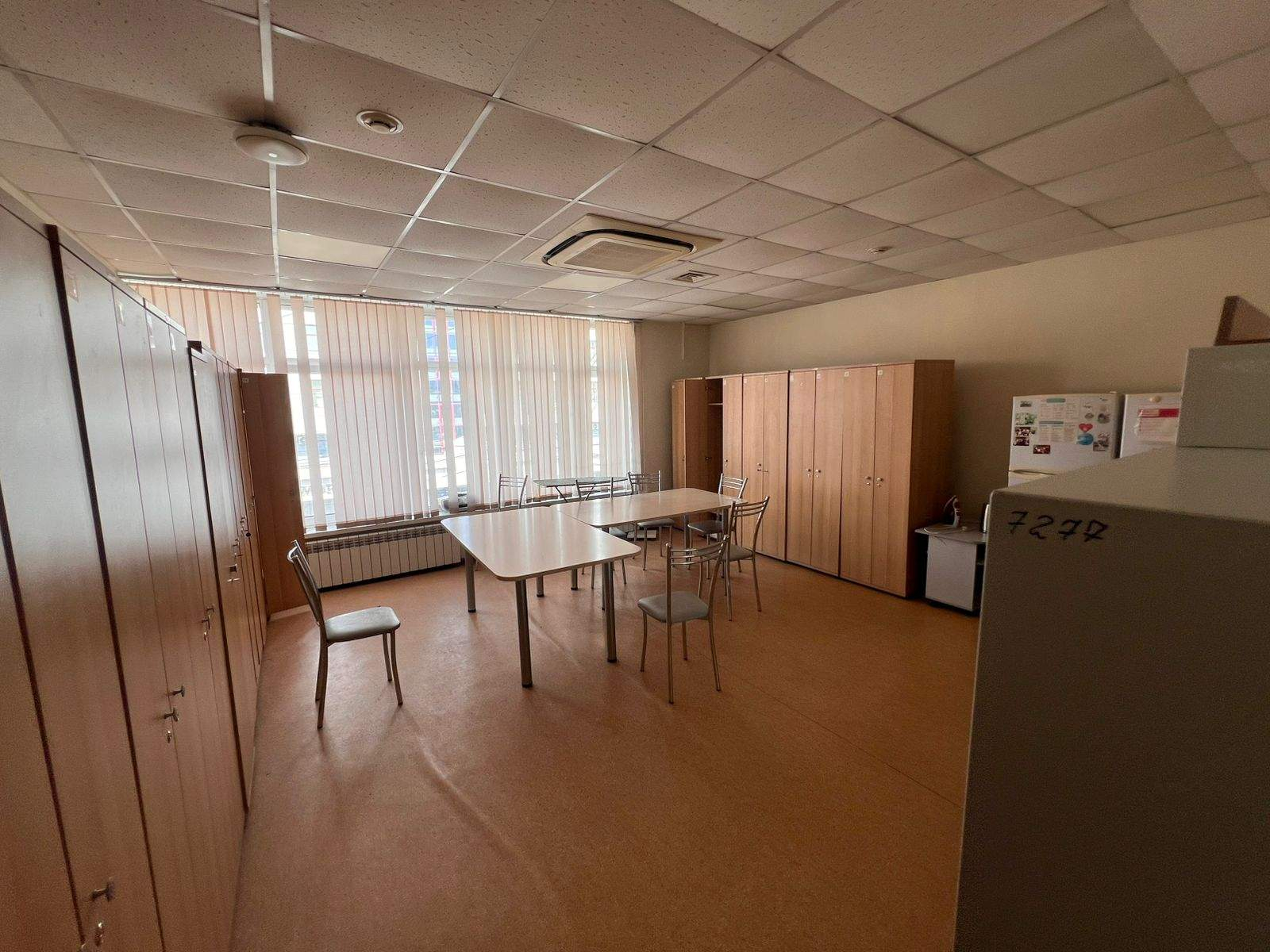 Продам торговое помещение 1501.8 м.кв.