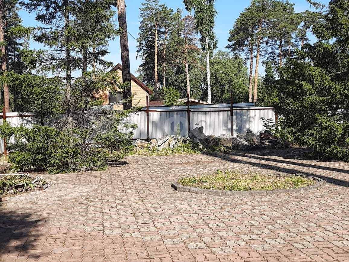 Продам земельный участок 870 м.кв.