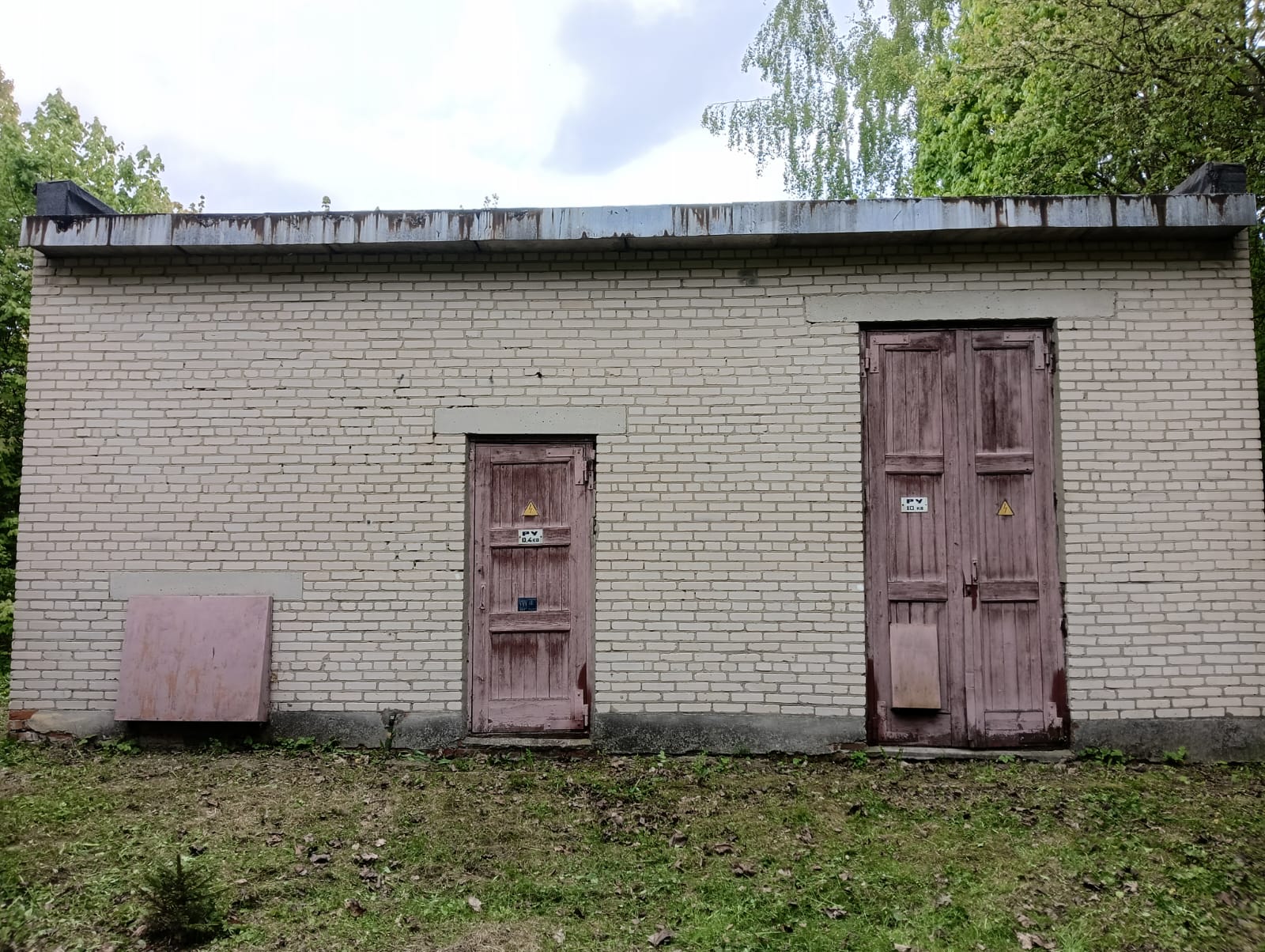 Продам торговое помещение 1060.3 м.кв.