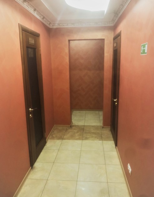 Продам торговое помещение 279 м.кв.