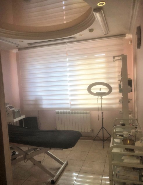 Продам торговое помещение 279 м.кв.