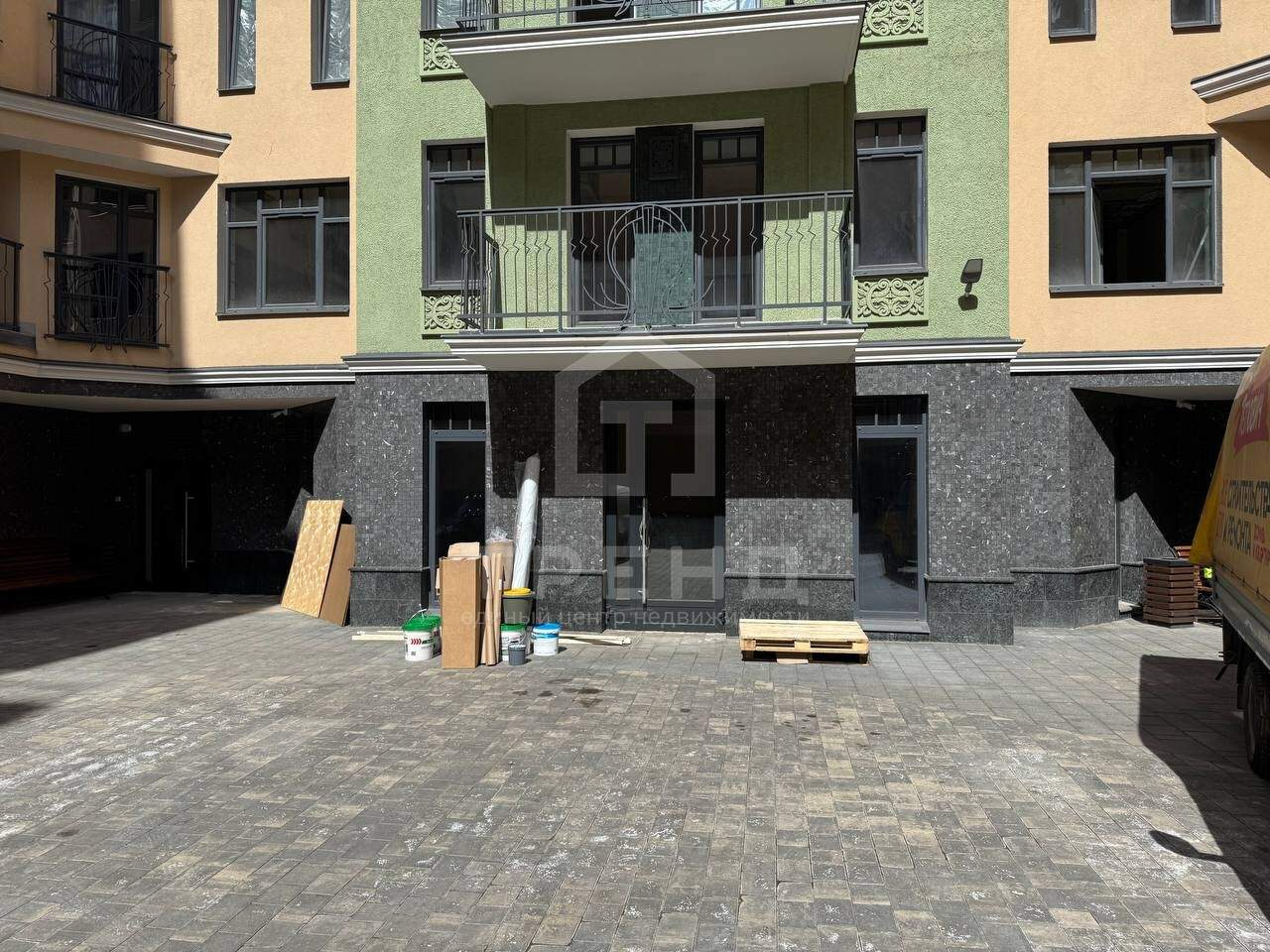 Продам помещение свободного назначения 98 м.кв.