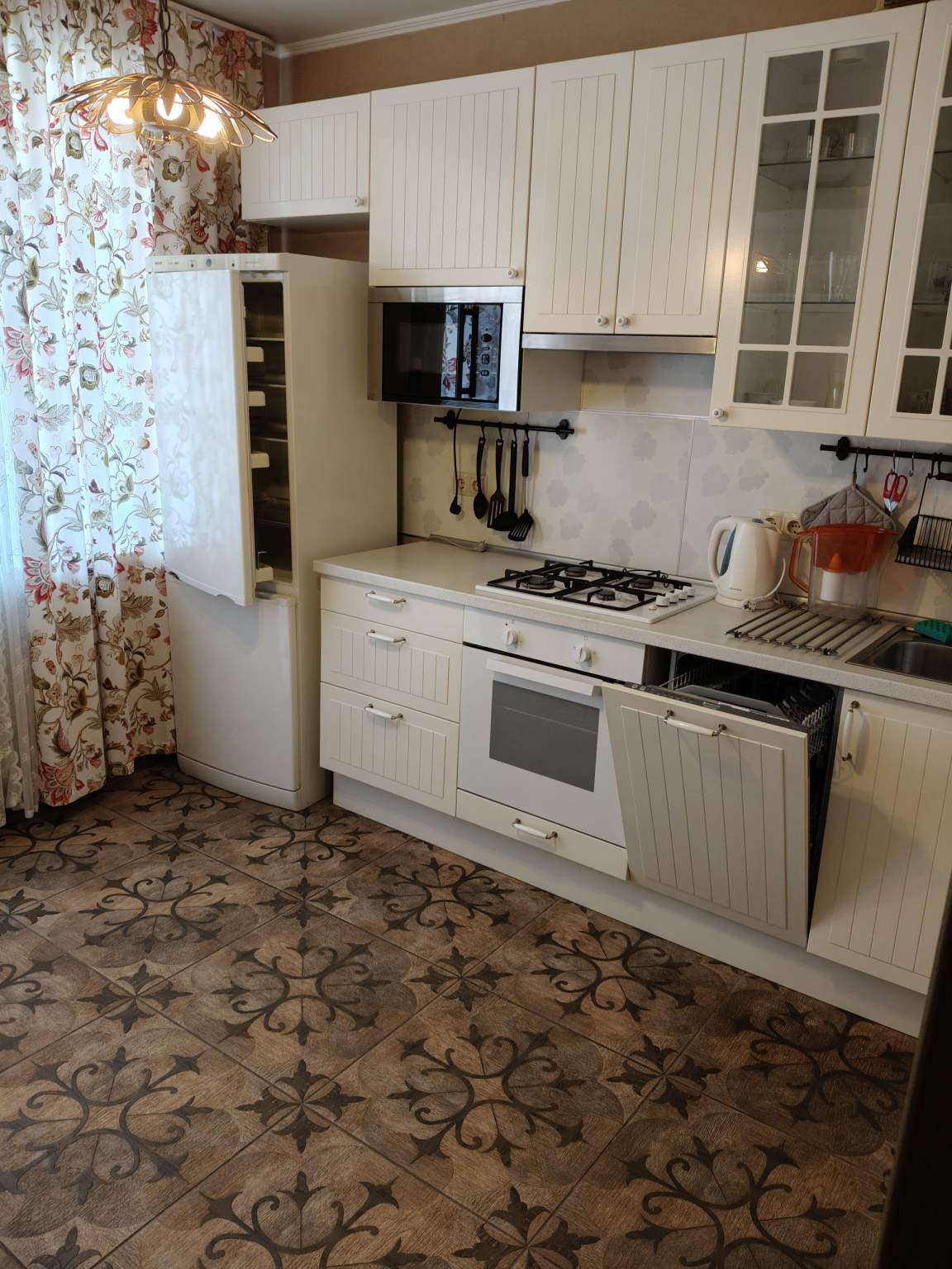 Квартира в аренду в Омске, Туполева улица, 8к2 фото №0