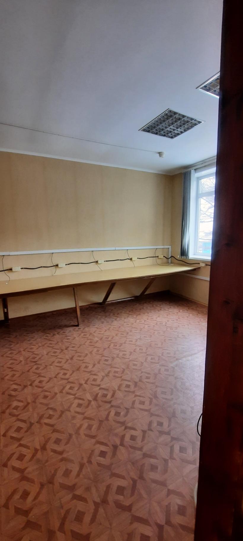 Продам помещение свободного назначения 1633.8 м.кв.