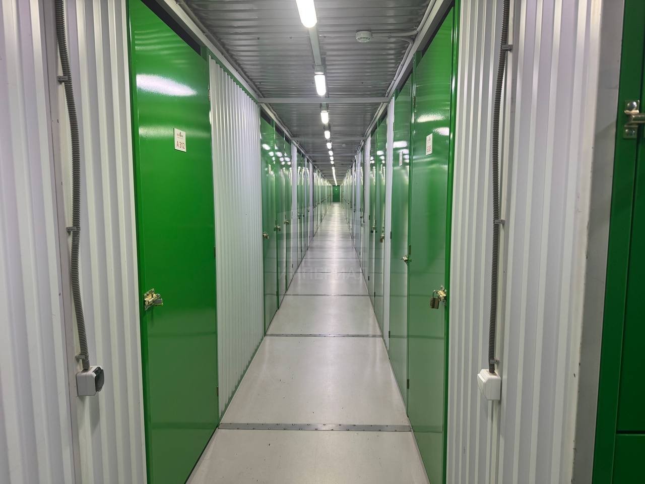 Продам помещение свободного назначения 978.8 м.кв.