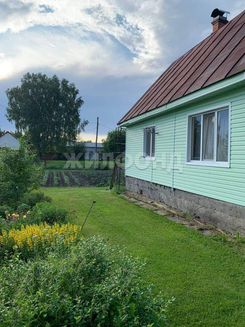 Дом на продажу в Победе, Коммунистическая улица фото №0
