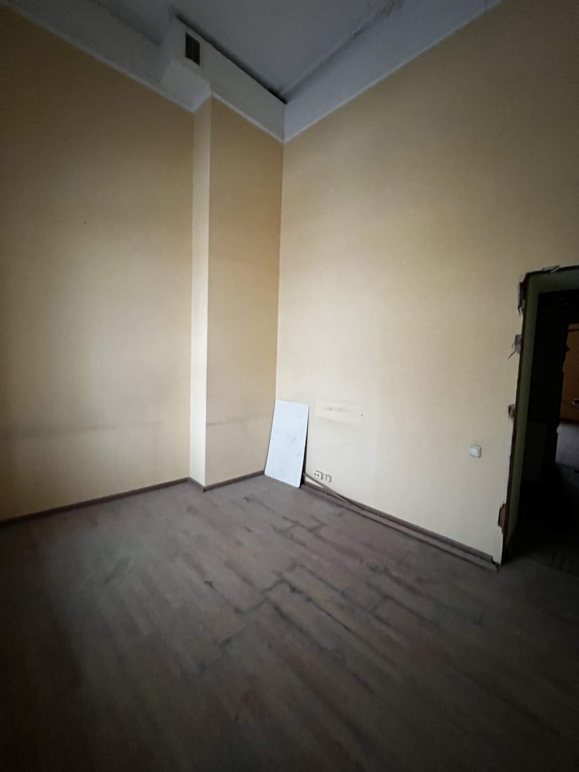 Продам помещение свободного назначения 121 м.кв.