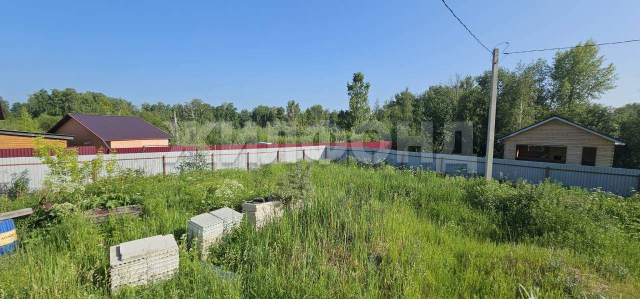 Продам земельный участок 900 м.кв.