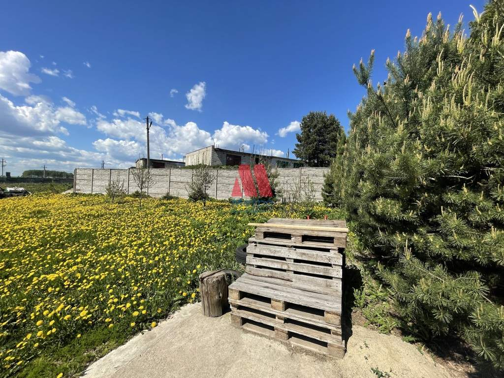Продам земельный участок 1700 м.кв.
