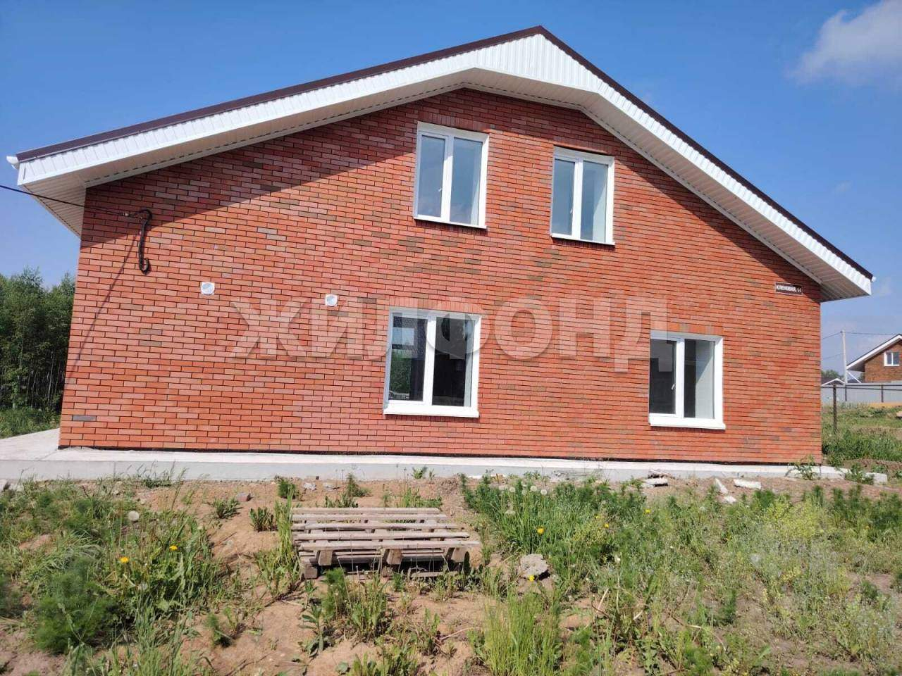 Дом на продажу в деревнесело Корнилово (Зеленая долина ( Новомихайловка) мкр), Кленовая ул. фото №2