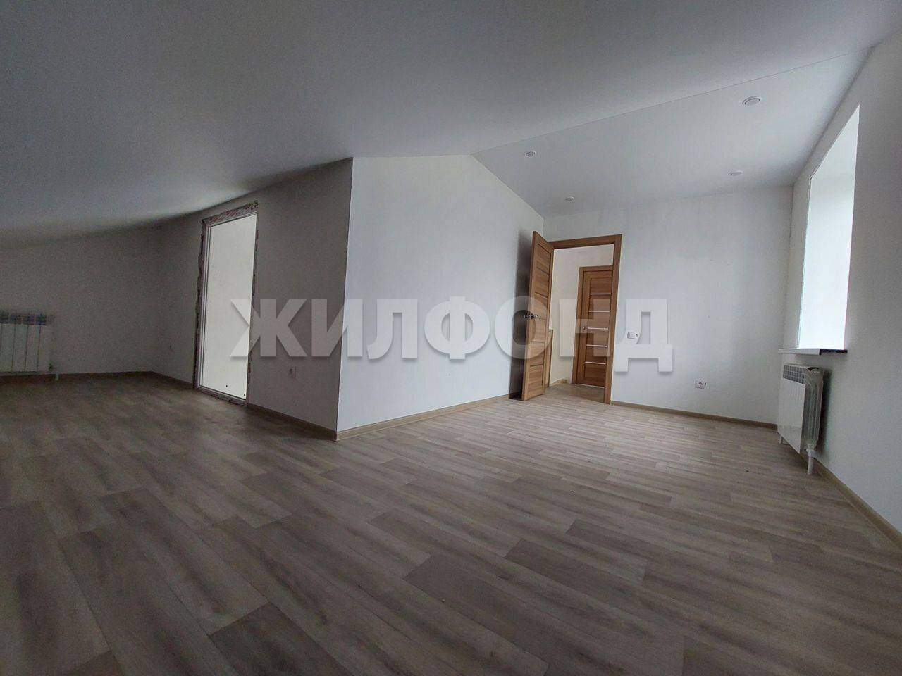 Дом на продажу в деревнесело Корнилово (Зеленая долина ( Новомихайловка) мкр), Кленовая ул. фото №8