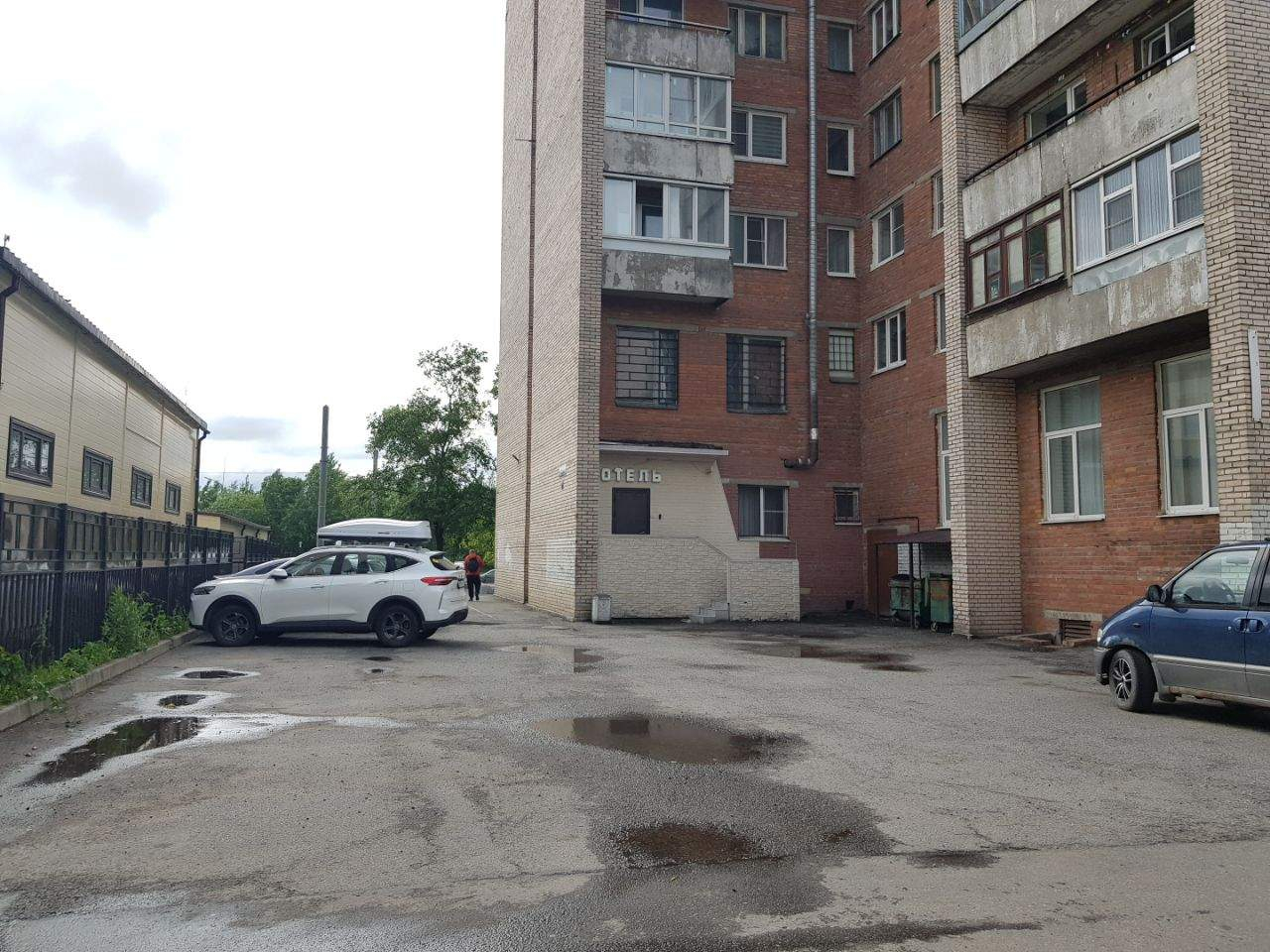 Продам офис 7.4 м.кв.