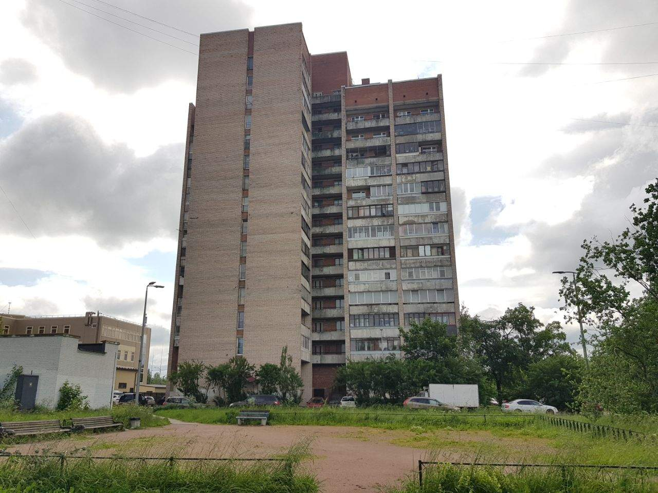 Продам офис 7.4 м.кв.