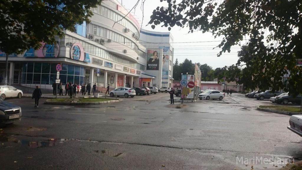 Продам магазин 76.6 м.кв.