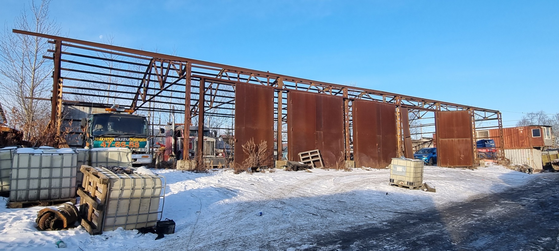 Продам торговое помещение 1679.9 м.кв.