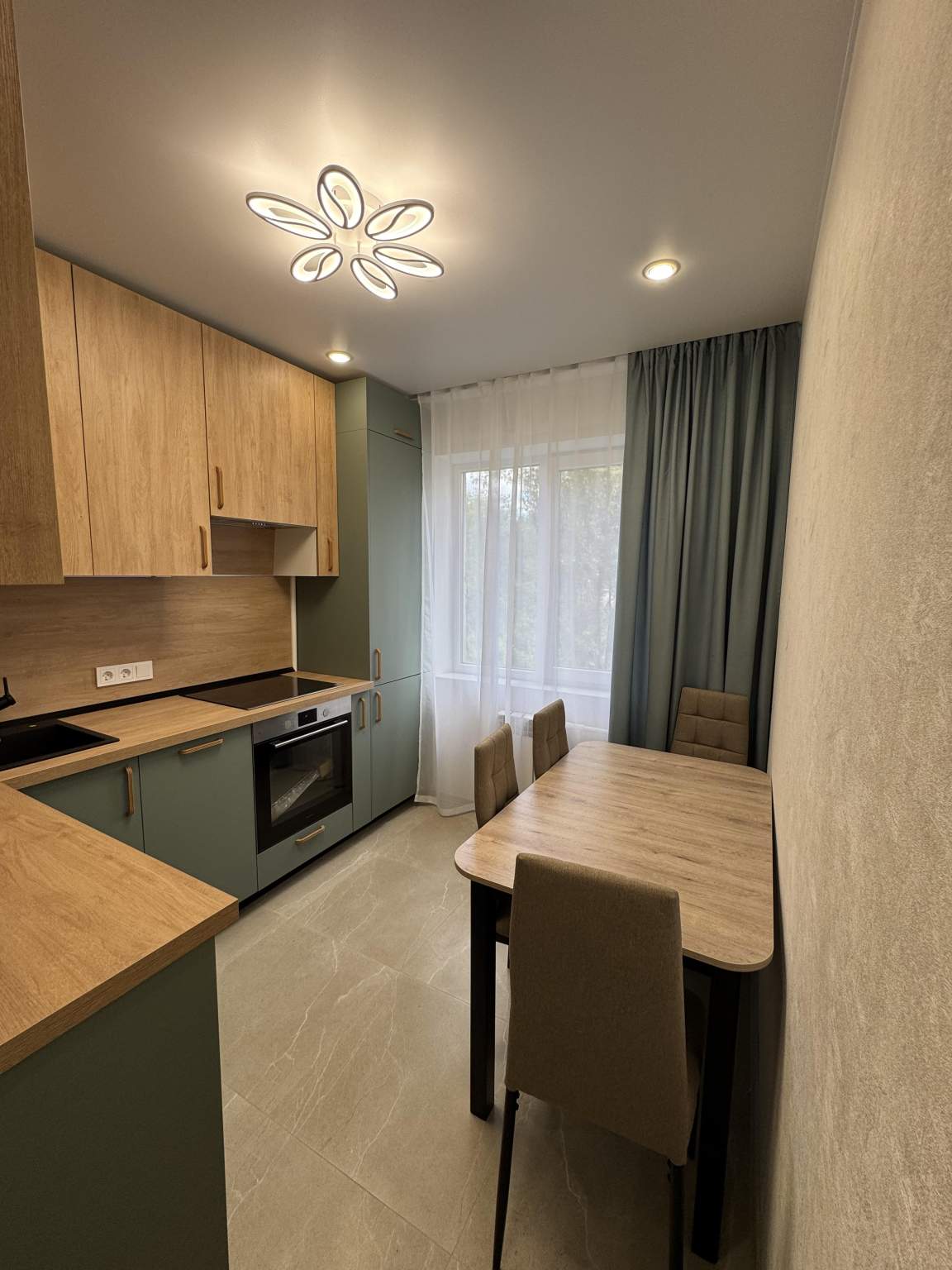 Квартира на продажу в Липецке, 15-й микрорайон, 23 фото №13