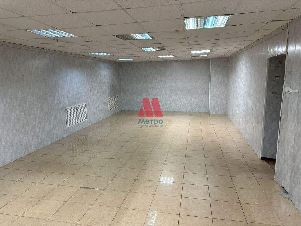 Сдам в аренду магазин 65 м.кв.