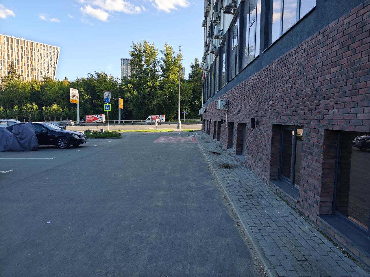 Сдам в аренду помещение свободного назначения 22.8 м.кв.