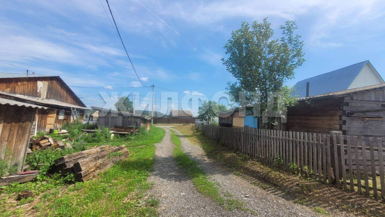 Продам земельный участок 1648 м.кв.