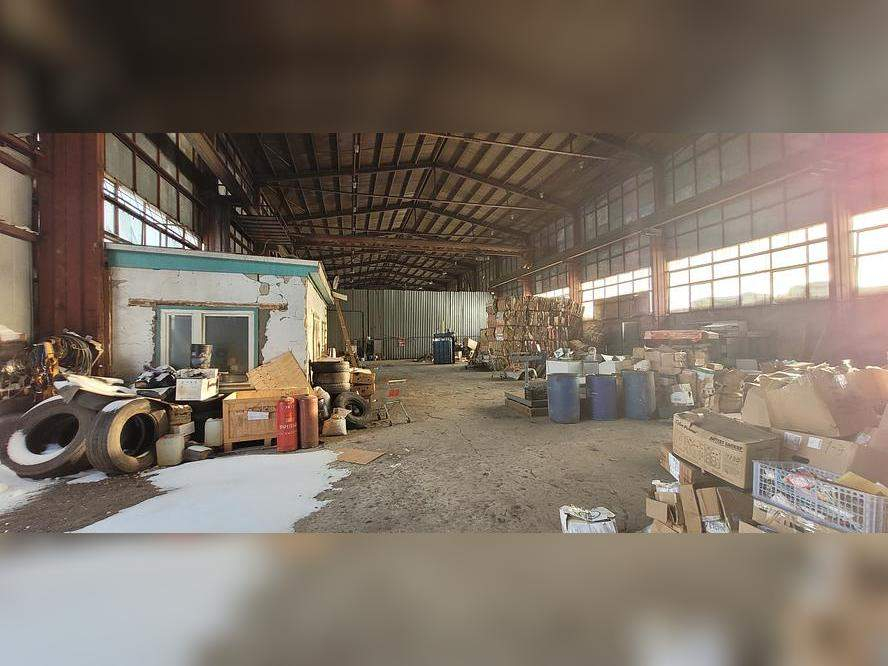 Склад на продажу в Нягане, Сергинская улица, 10к3 фото №5