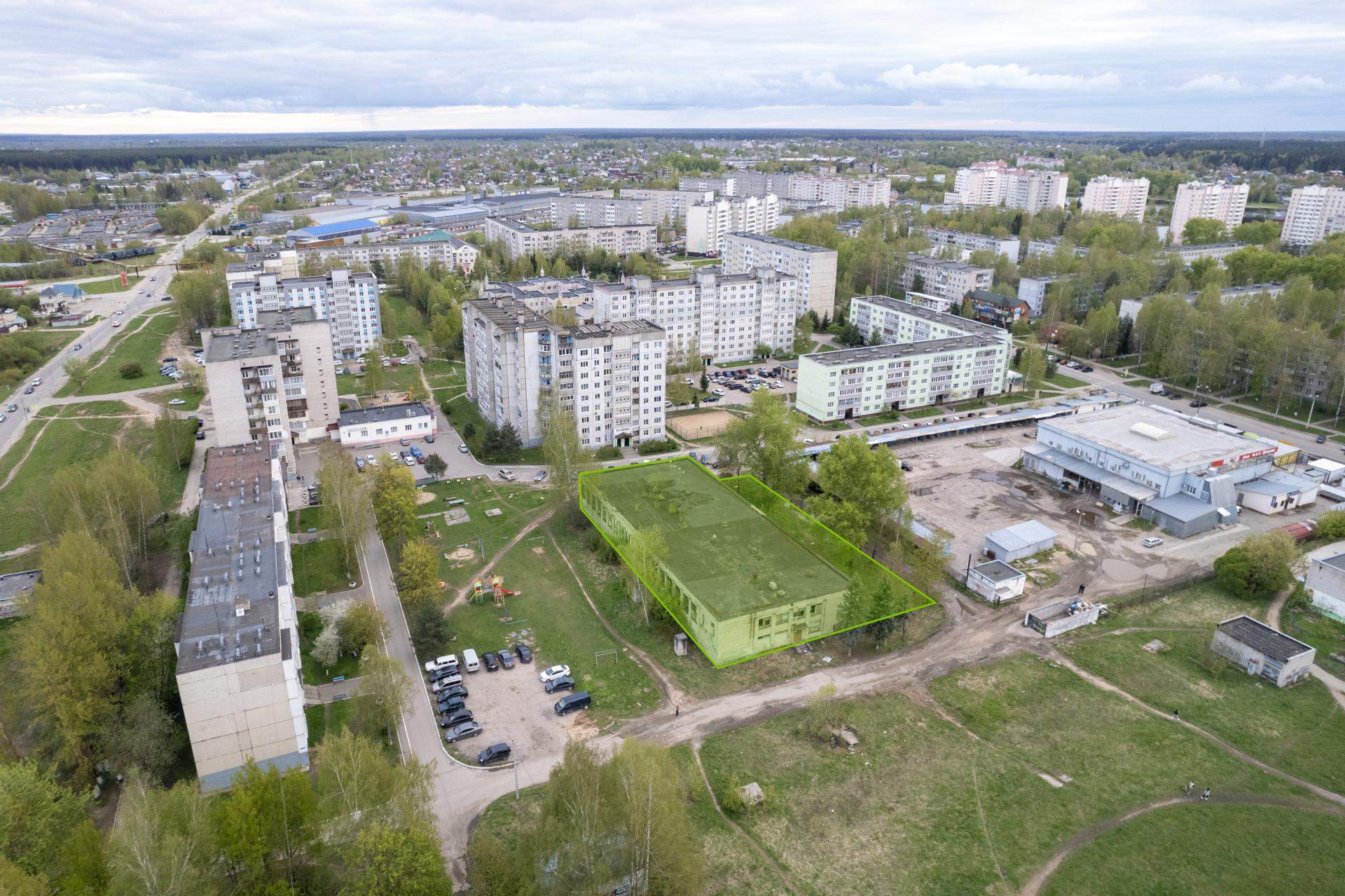 Помещение свободного назначения на продажу в Конаково, Баскакова улица, 9а фото №0