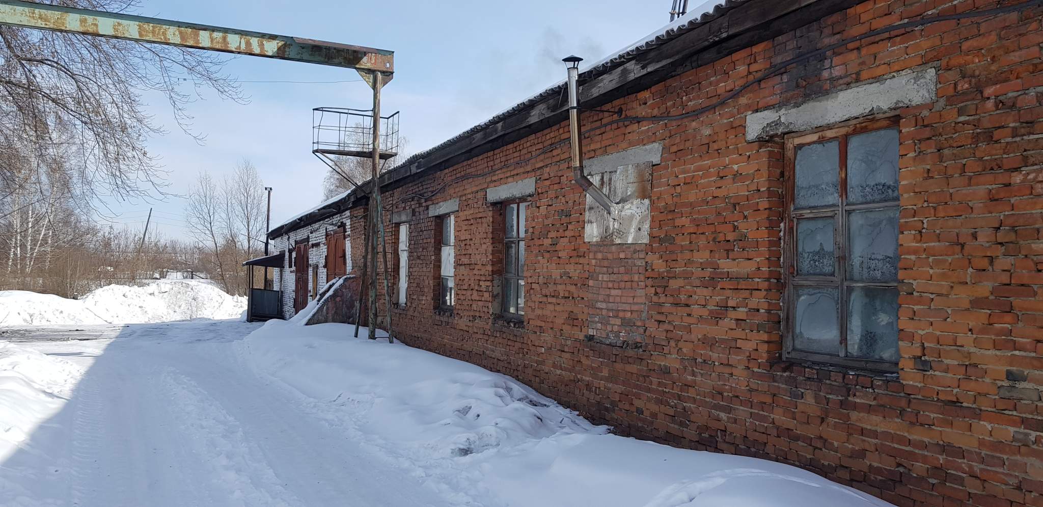 Продам торговое помещение 331.2 м.кв.