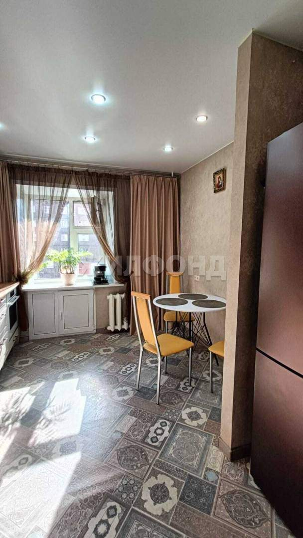 Квартира на продажу в Норильске, Лауреатов улица, 41 фото №1