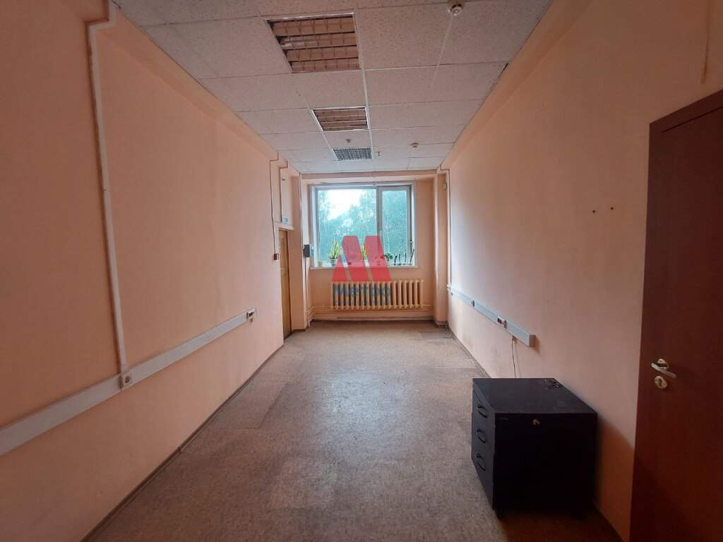 Сдам в аренду торговое помещение 7000 м.кв.
