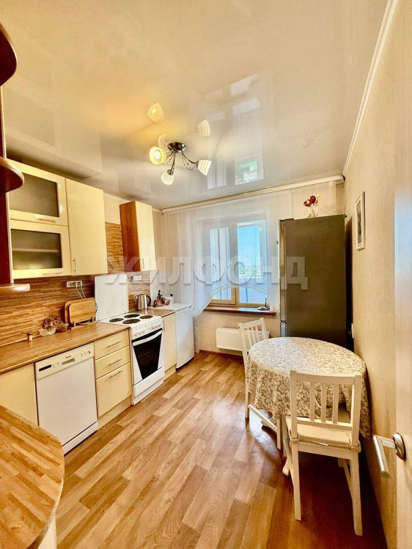Квартира на продажу в Тольятте, Автостроителей улица, 7 фото №3