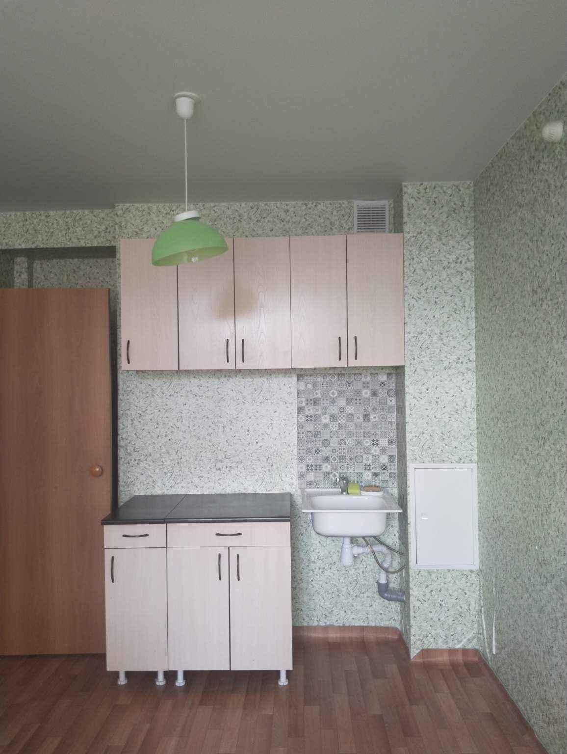 Квартира в аренду в Красноярске, Соколовская улица, 72а фото №0