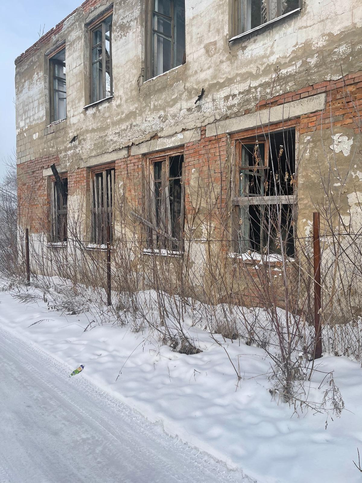 Продам торговое помещение 632.6 м.кв.
