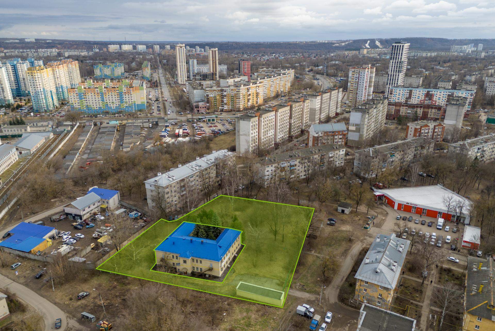 Продам земельный участок 4663 м.кв.