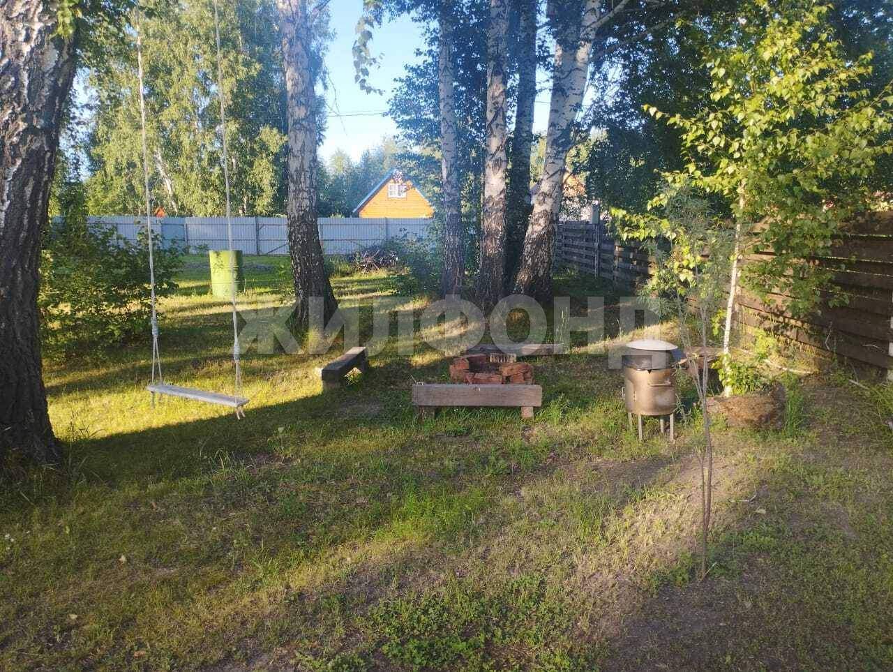Продам земельный участок 1160 м.кв.