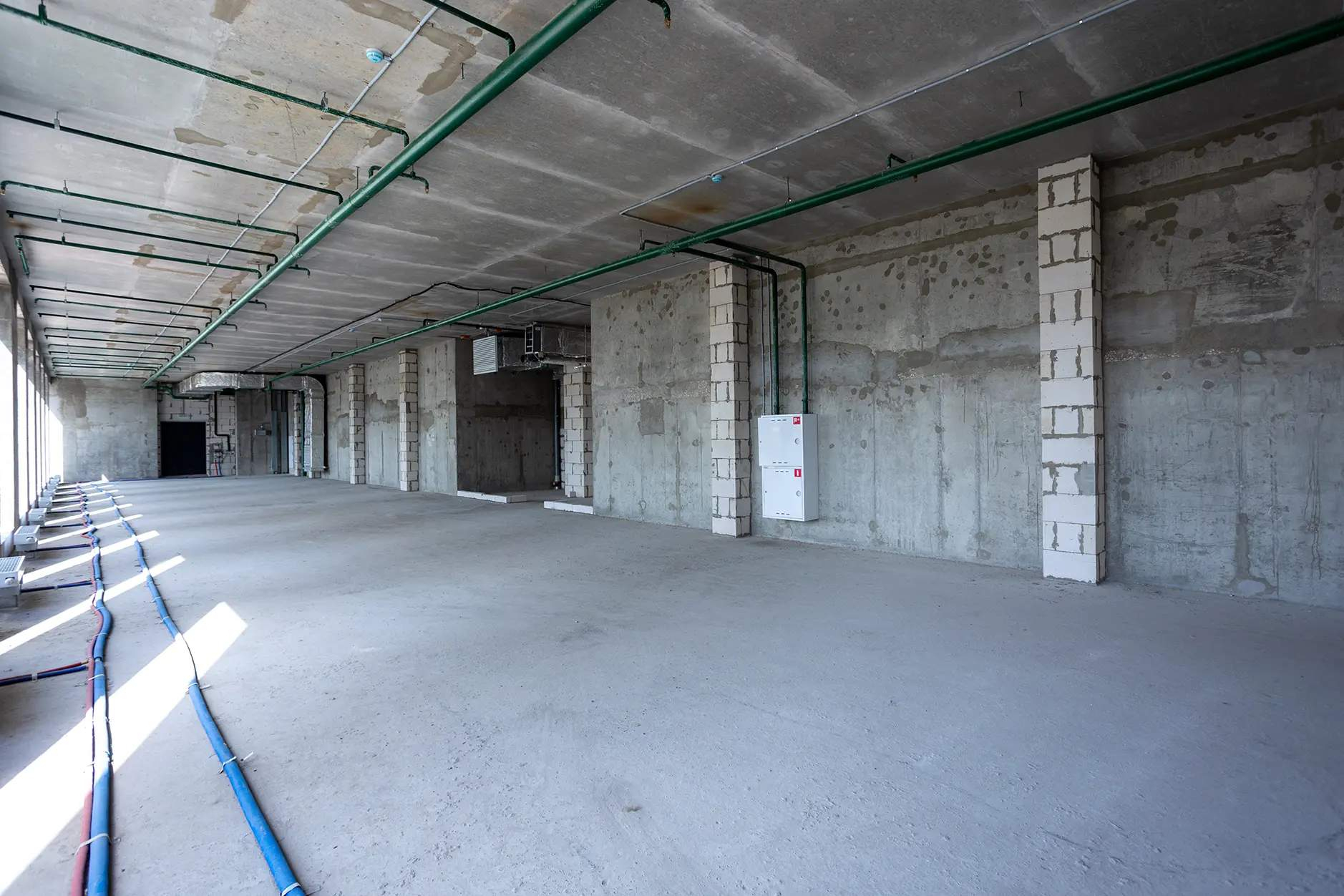 Сдам в аренду офис 301.4 м.кв.