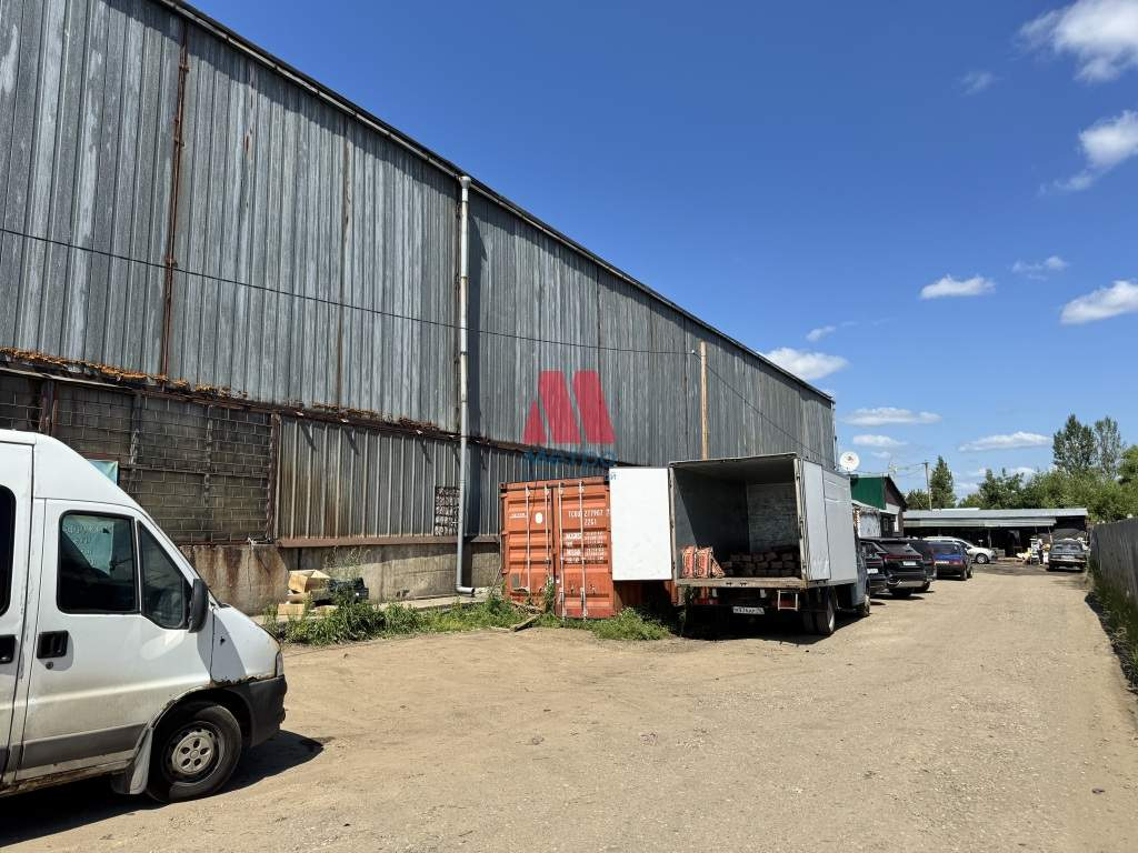 Продам склад 2100 м.кв.