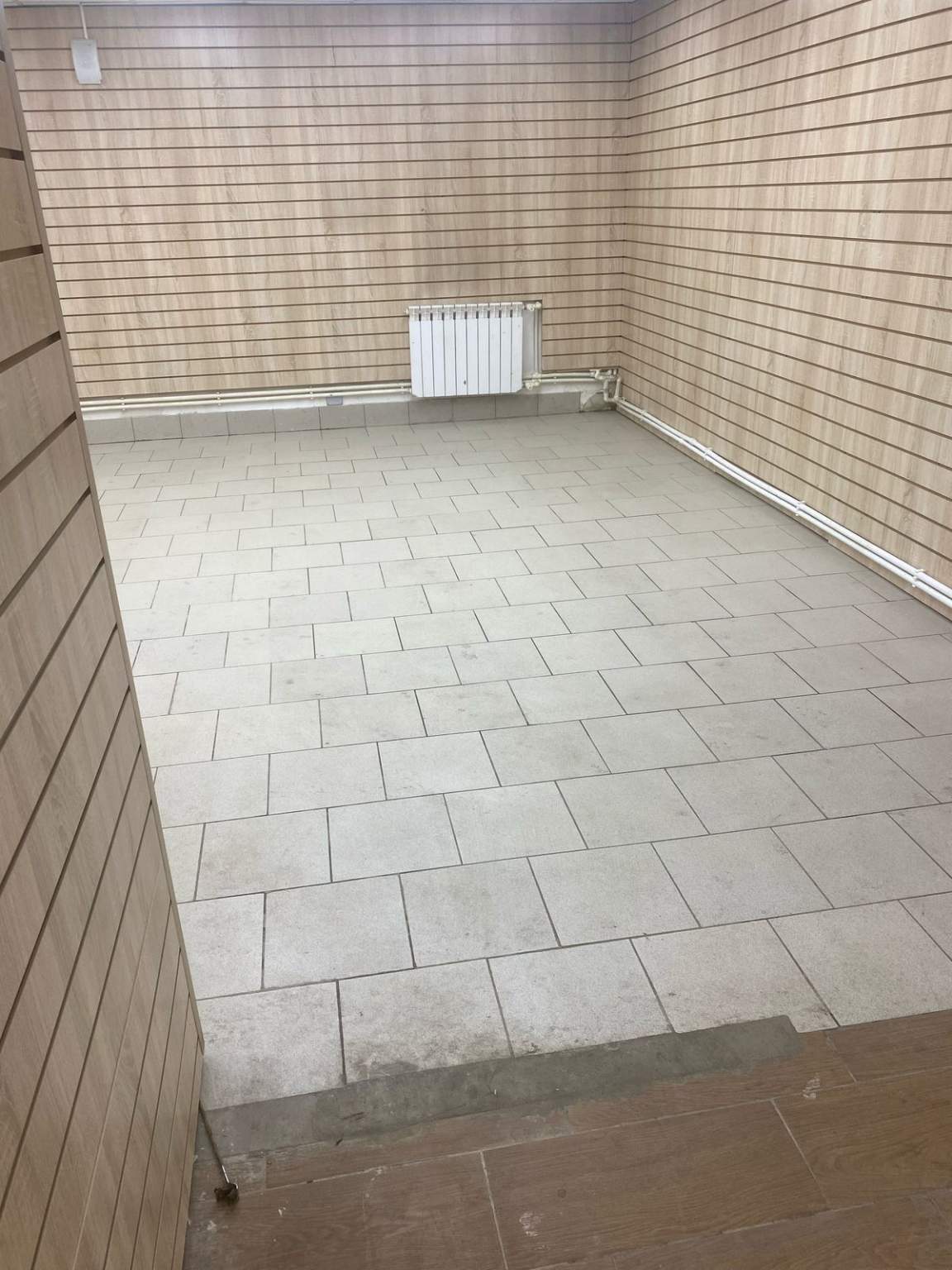 Сдам в аренду магазин 359.4 м.кв.