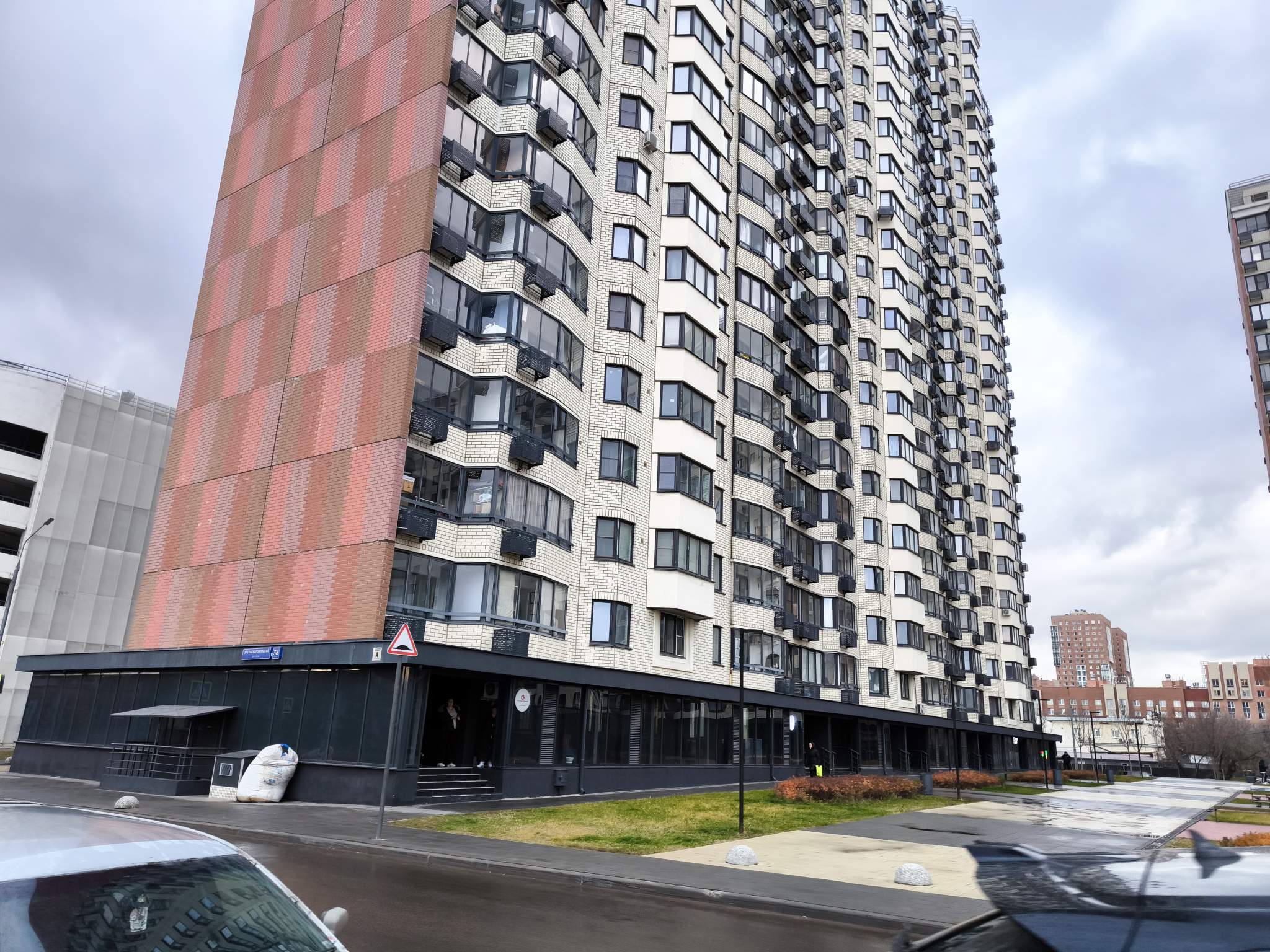 Сдам в аренду офис 115 м.кв.